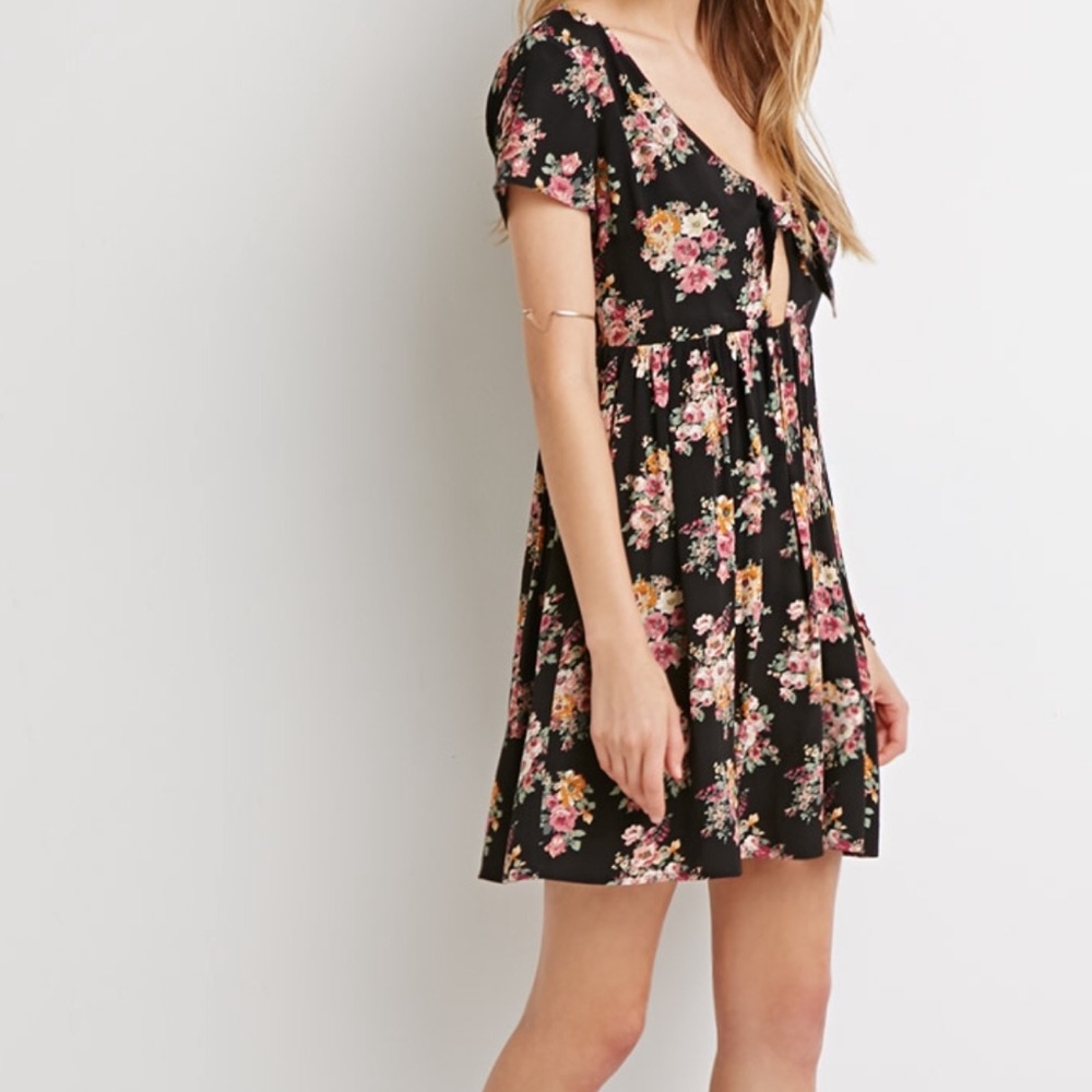 Forever 21 Black Knotted Floral Dress